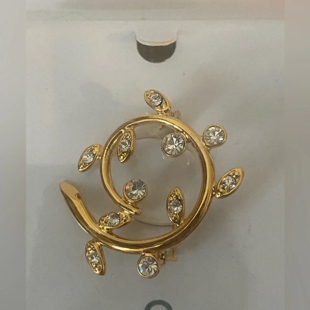Anne Klein Brooch Pin vintage signed AK Gold Tone Swirl Leaf Branch Rhinestones